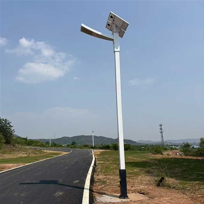 库尔勒太阳能一体化路灯厂家