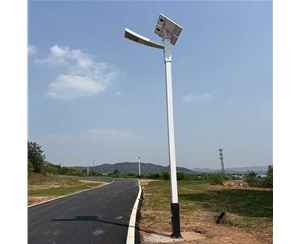 库尔勒太阳能一体化路灯厂家